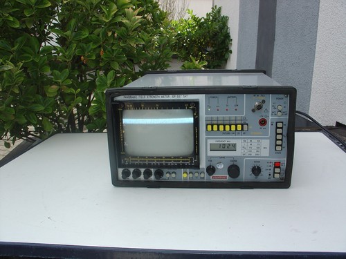 Panoramic field strenght meter - field,
